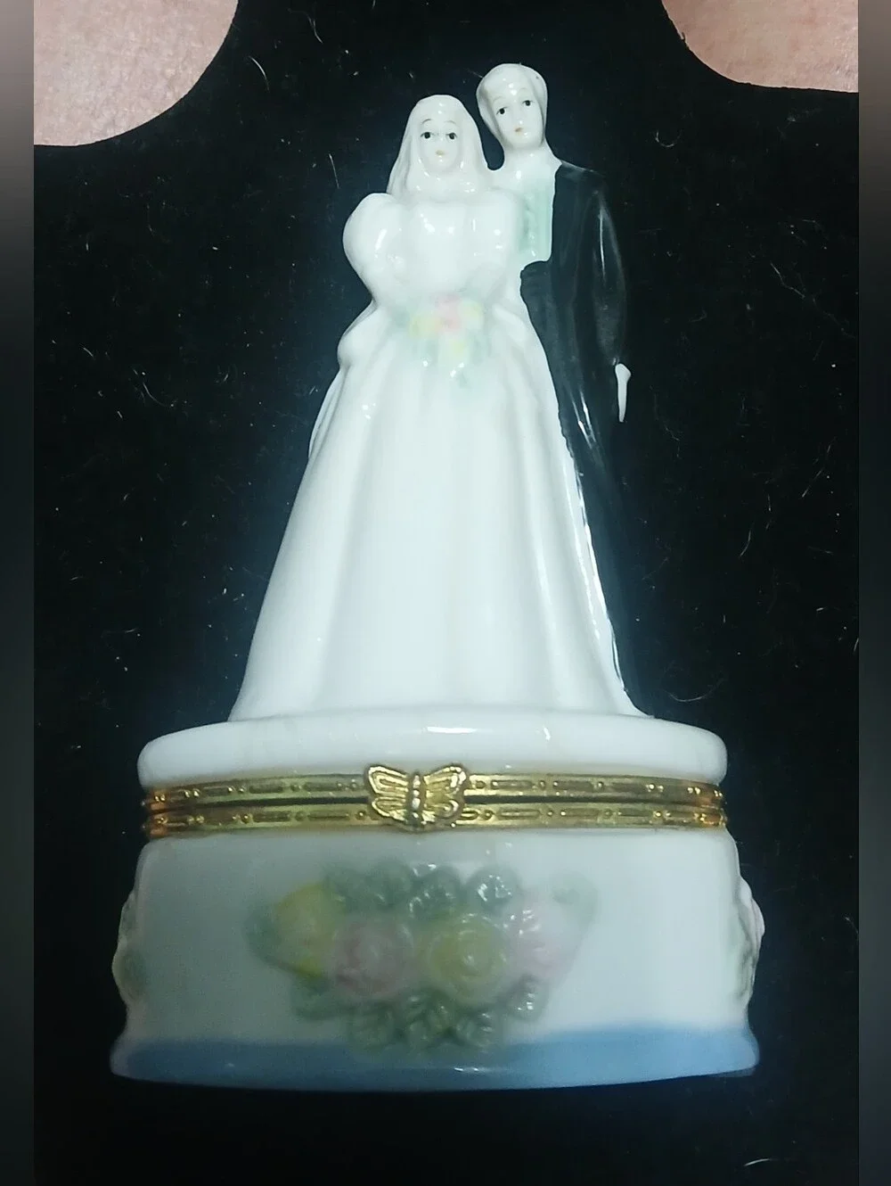 Vintage Bride & Groom Trinket Box